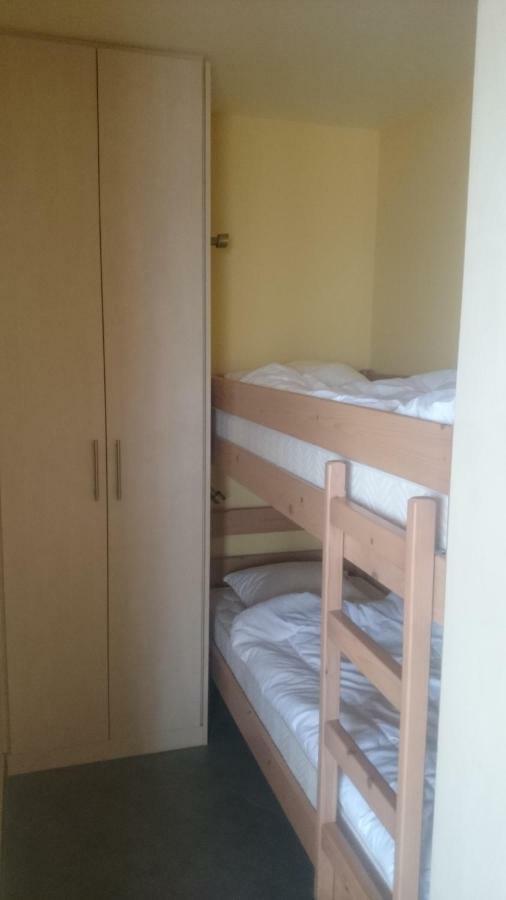 Studio Apartment 'De Strandwandeling' With Frontal Sea View Near オステンド エクステリア 写真