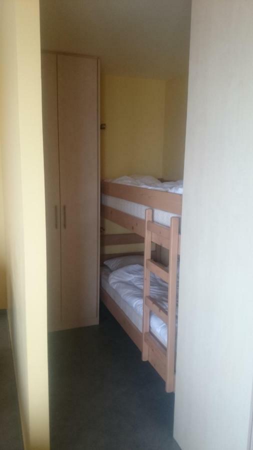 Studio Apartment 'De Strandwandeling' With Frontal Sea View Near オステンド エクステリア 写真